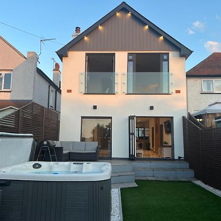 Broadway Beach Home With Hot Tub Herne Bay Exterior foto