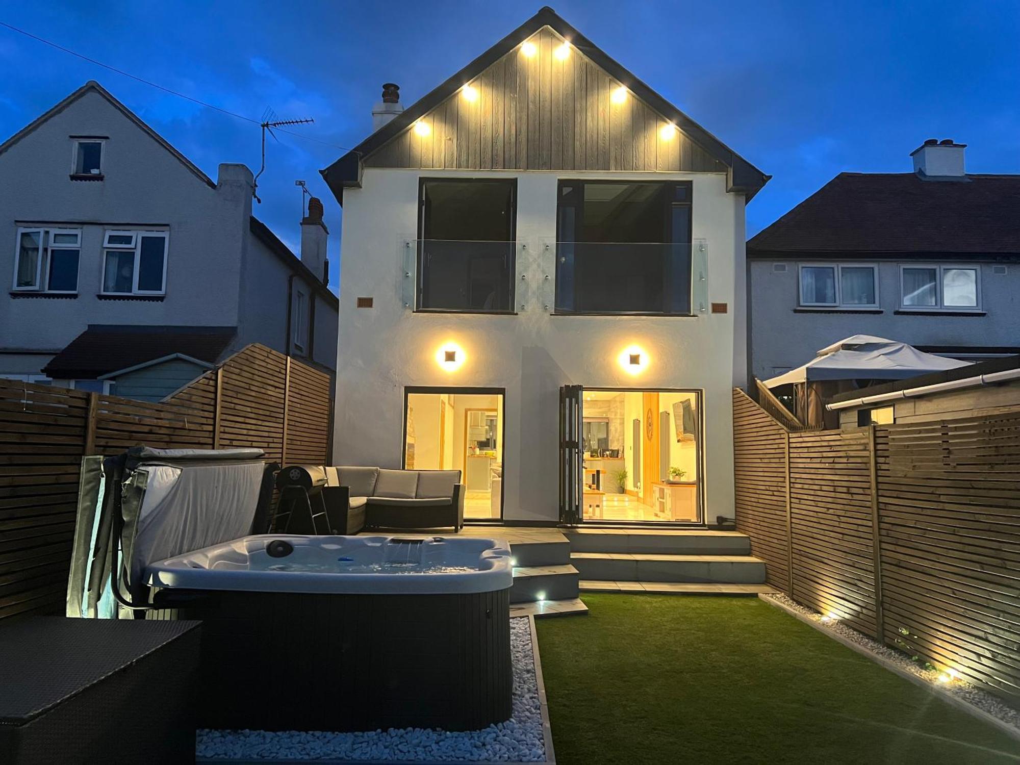 Broadway Beach Home With Hot Tub Herne Bay Exterior foto