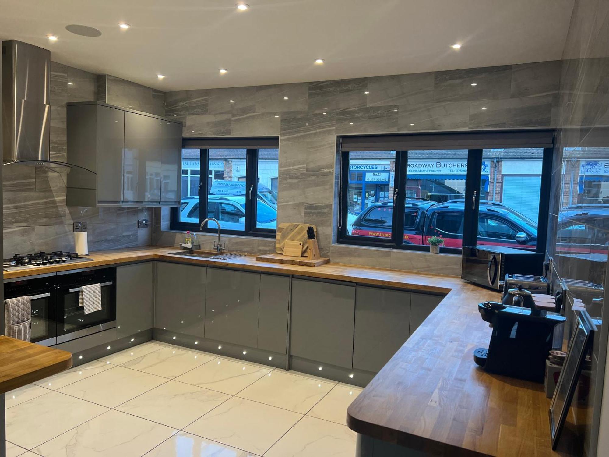 Broadway Beach Home With Hot Tub Herne Bay Exterior foto